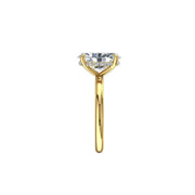 Bague de fiançailles 1.00 carat or jaune diamant naturel ovale et diamants naturels ronds Romy